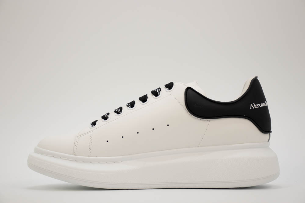 Alexander mcqueen hot sale show trainers